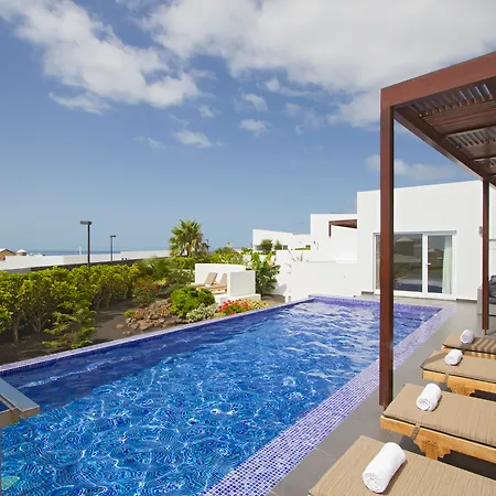 Hotel Hoopoe Villas Lanzarote 5*